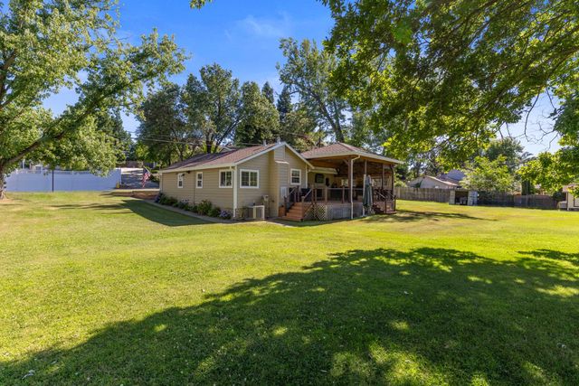 8723 Phoenix Ave, Fair Oaks, CA 95628