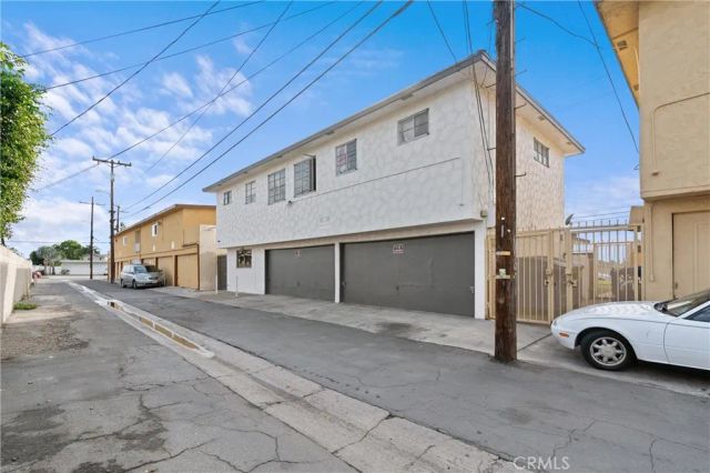 1110 N East, Anaheim, CA 92805