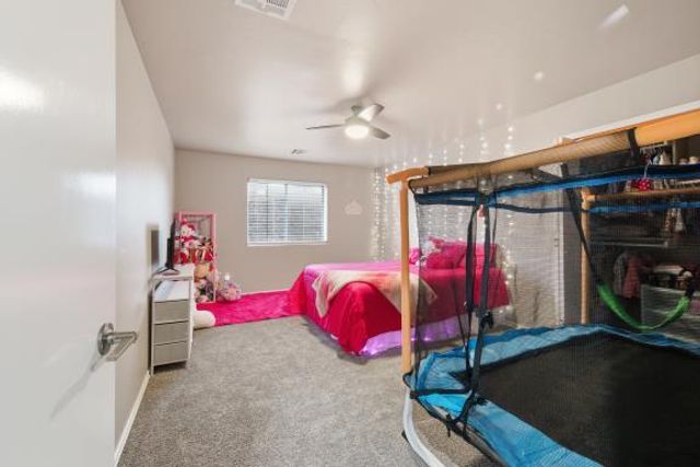 912 Preston Park Drive, Yukon, OK 73099