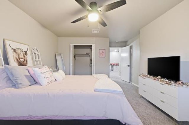 912 Preston Park Drive, Yukon, OK 73099