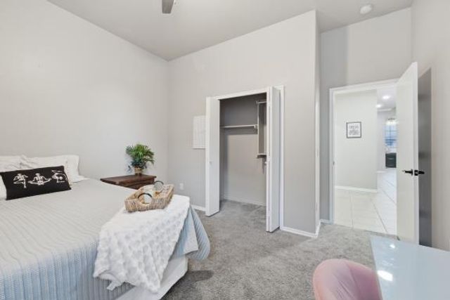 912 Preston Park Drive, Yukon, OK 73099