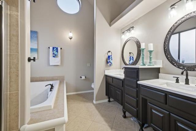 912 Preston Park Drive, Yukon, OK 73099