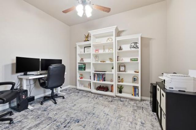 912 Preston Park Drive, Yukon, OK 73099