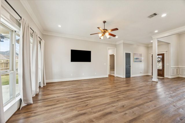 219 Village Drive, Sealy, TX 77474