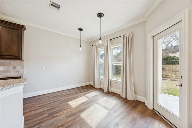 219 Village Drive, Sealy, TX 77474