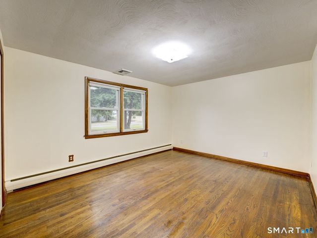 68 Fairlawn Road, Glastonbury, CT 06033