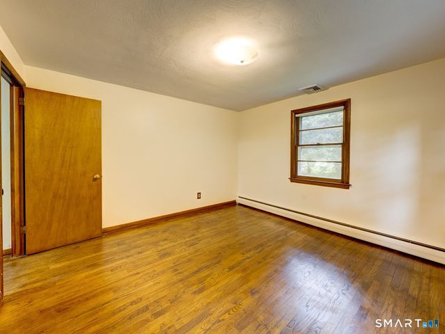 68 Fairlawn Road, Glastonbury, CT 06033