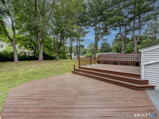 68 Fairlawn Road, Glastonbury, CT 06033