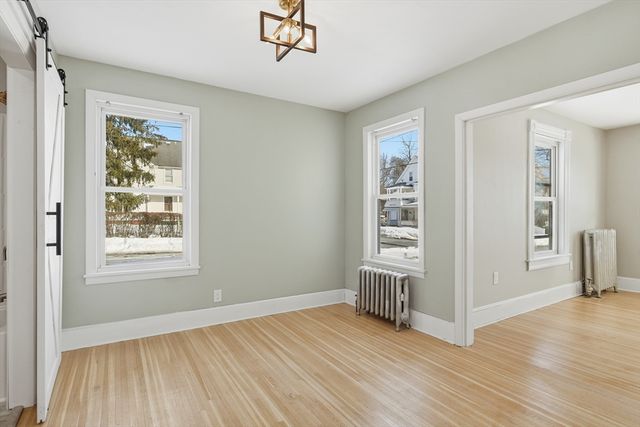 81 Chestnut St, West Springfield, MA 01089