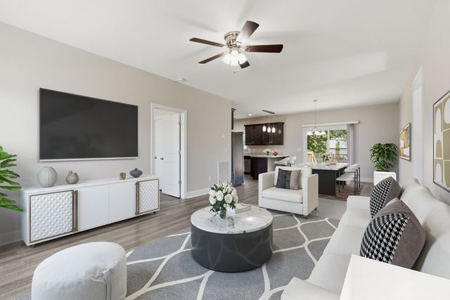 1897 Sheffield Ln, Columbia, TN 38401