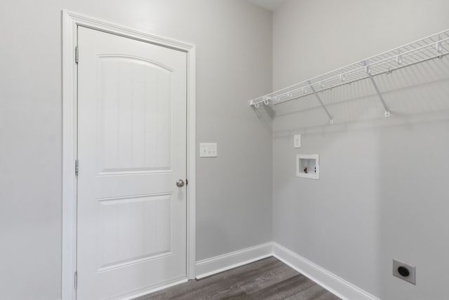 1897 Sheffield Ln, Columbia, TN 38401