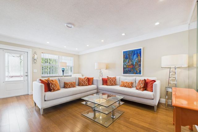 272 NORTHAMPTON N, West Palm Beach, FL 33417