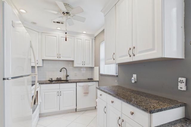 272 NORTHAMPTON N, West Palm Beach, FL 33417