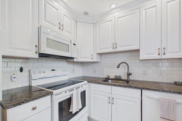 272 NORTHAMPTON N, West Palm Beach, FL 33417