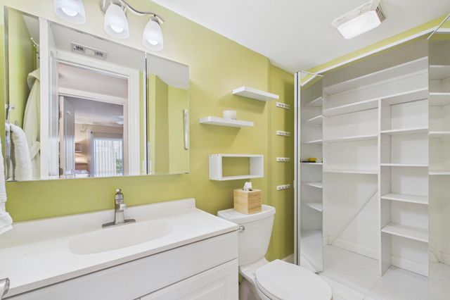 272 NORTHAMPTON N, West Palm Beach, FL 33417