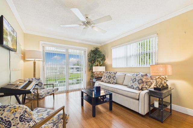 272 NORTHAMPTON N, West Palm Beach, FL 33417