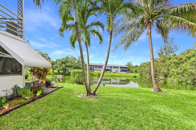 272 NORTHAMPTON N, West Palm Beach, FL 33417