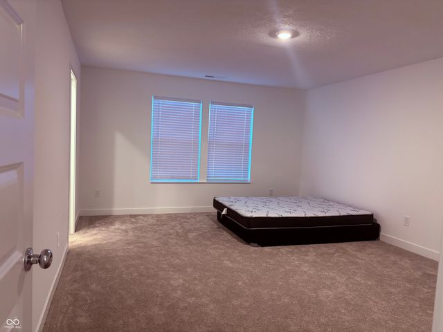 5916 Sunstone Road, Indianapolis, IN 46239