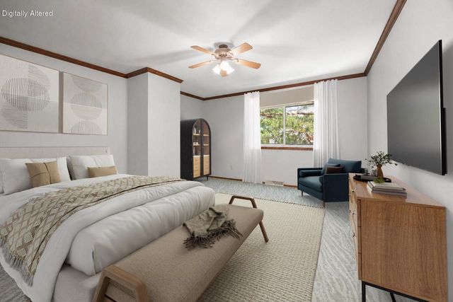1118 Pilgrim PARKWAY, Elm Grove, WI 53122