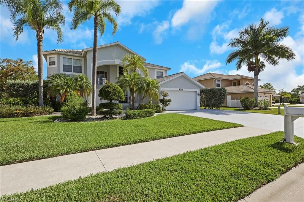 8711 KILKENNY CT, FORT MYERS, FL 33912 — exterior