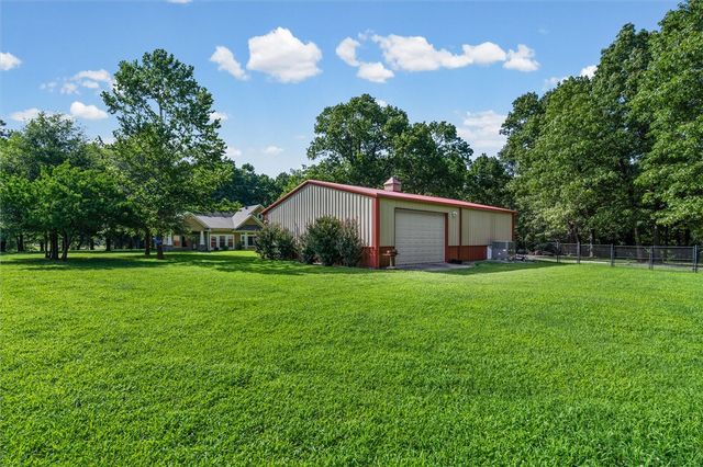 19534 Eastfork Lane, Gravette, AR 72736
