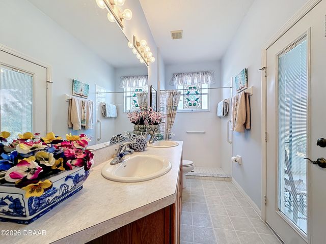 200 Round Man Street, Leesburg, FL 34748