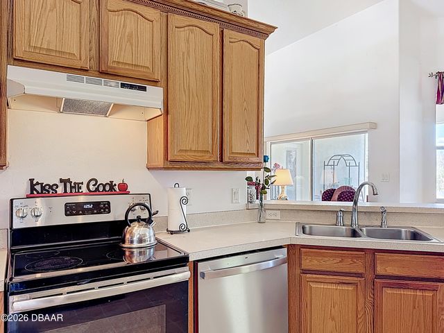 200 Round Man Street, Leesburg, FL 34748