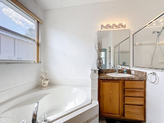 200 Round Man Street, Leesburg, FL 34748