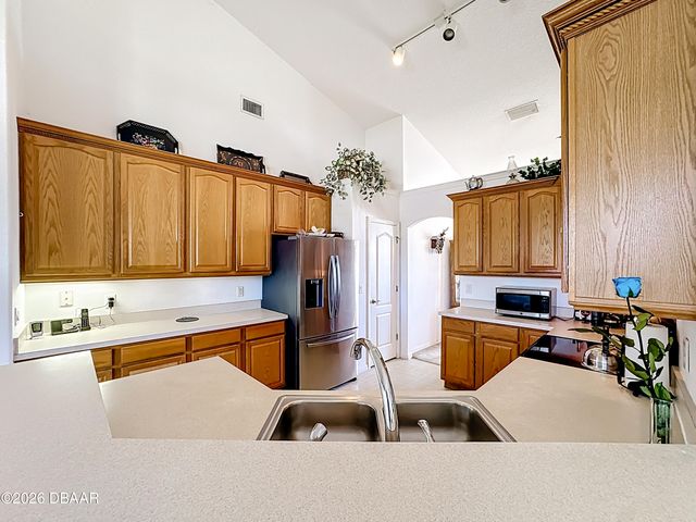 200 Round Man Street, Leesburg, FL 34748