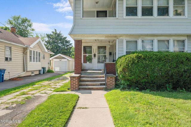 1946 Princeton Drive, Toledo, OH 43614