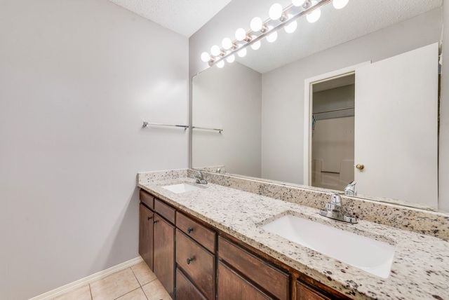 600 Grand Avenue 112, Arlington, TX 76010