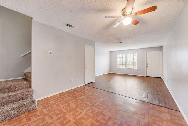 600 Grand Avenue 112, Arlington, TX 76010