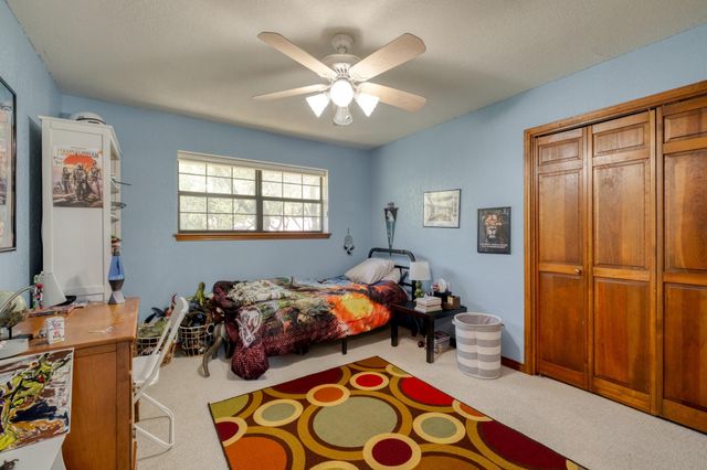202 RIDGEWOOD DR, Georgetown, TX 78628