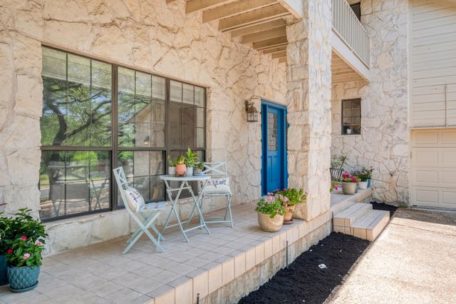 202 RIDGEWOOD DR, Georgetown, TX 78628