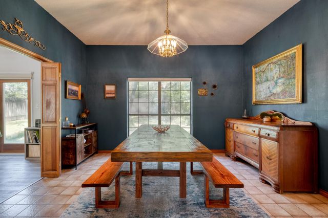 202 RIDGEWOOD DR, Georgetown, TX 78628