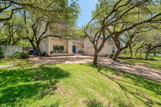 202 RIDGEWOOD DR, Georgetown, TX 78628