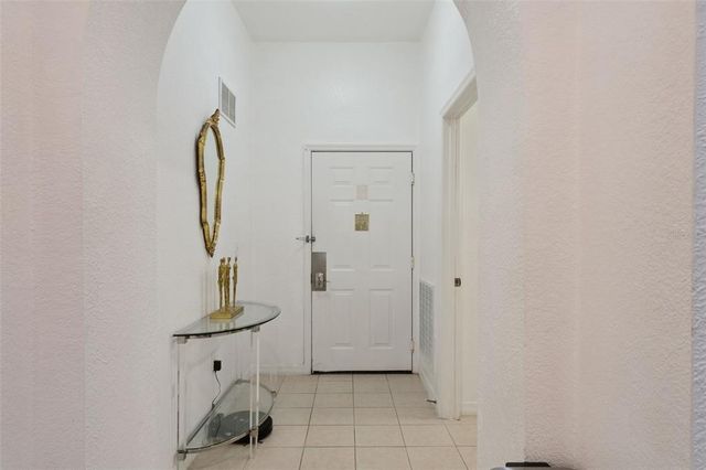 3060 PIRATES RETREAT COURT 305, Kissimmee, FL 34747