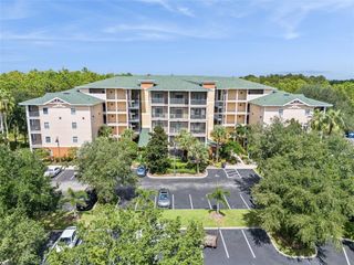 3060 PIRATES RETREAT COURT 305, Kissimmee, FL 34747