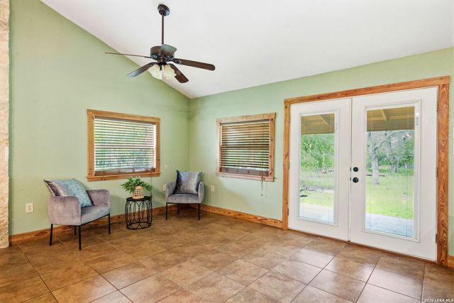 340 Rio Oak, Pipe Creek, TX 78063