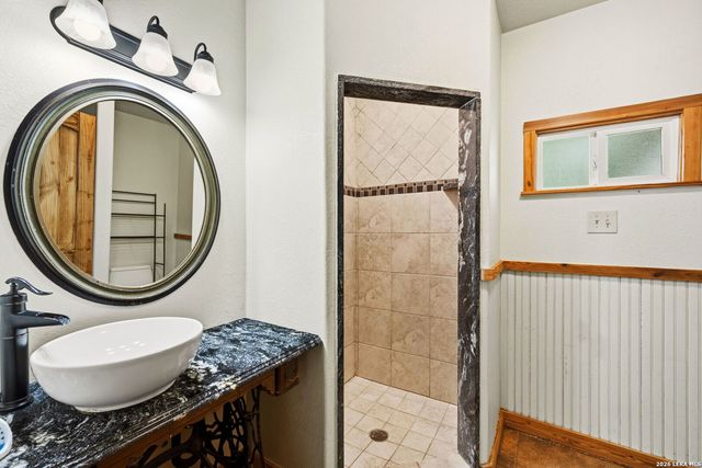 340 Rio Oak, Pipe Creek, TX 78063