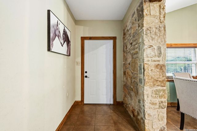 340 Rio Oak, Pipe Creek, TX 78063