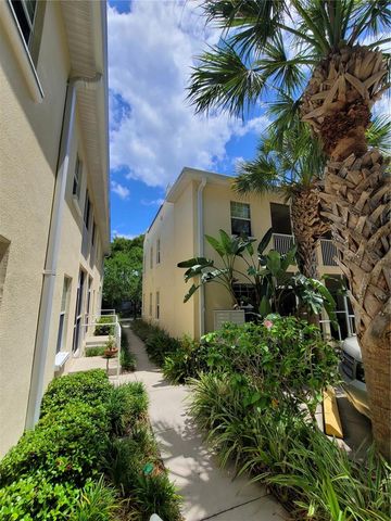 260 15TH AVENUE NE NA, St Petersburg, FL 33704