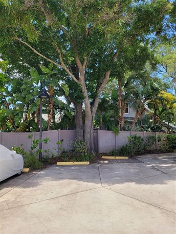 260 15TH AVENUE NE NA, St Petersburg, FL 33704