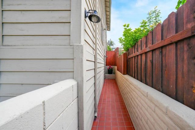 3711 Columbia Street, San Diego, CA 92103