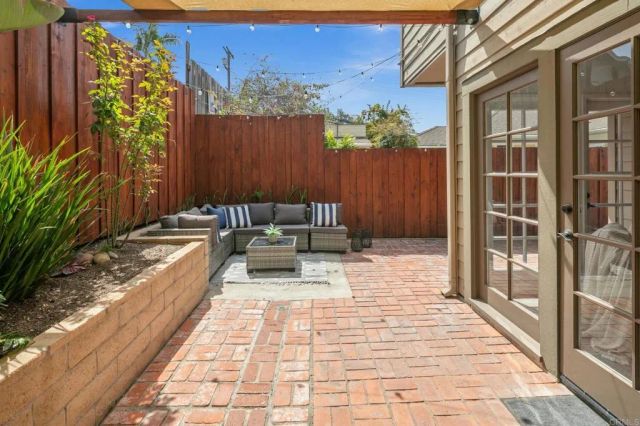 3711 Columbia Street, San Diego, CA 92103