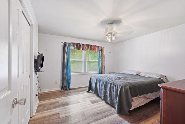 330 Deerfield Rd, Sparta, TN 38583