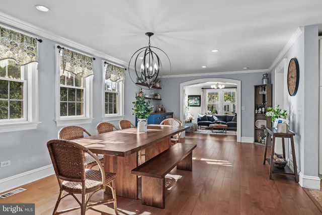 615 N WASHINGTON AVE, Moorestown, NJ 08057