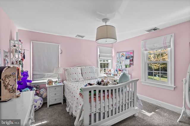 615 N WASHINGTON AVE, Moorestown, NJ 08057