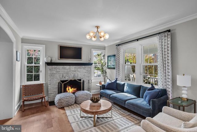 615 N WASHINGTON AVE, Moorestown, NJ 08057