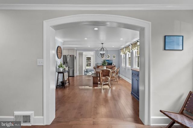 615 N WASHINGTON AVE, Moorestown, NJ 08057